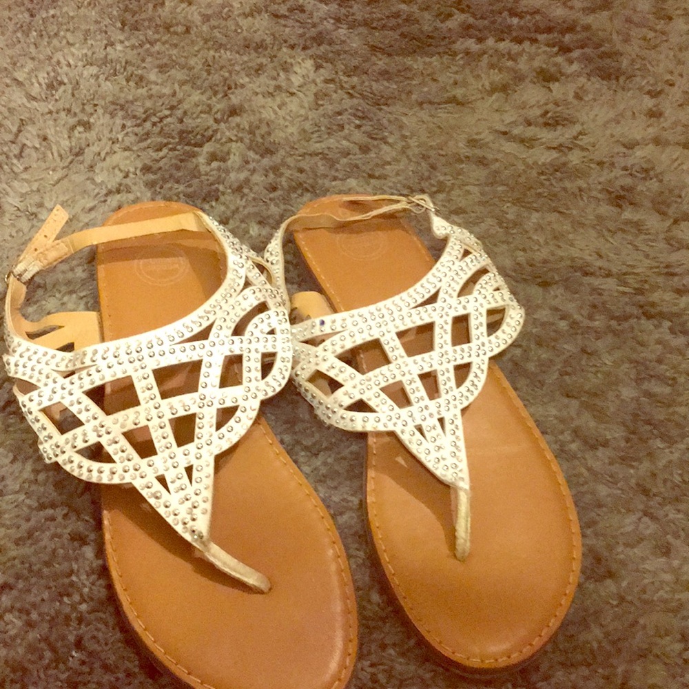 Whit sandals